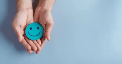 Emoji sorrindo após liberação de hormônios do prazer